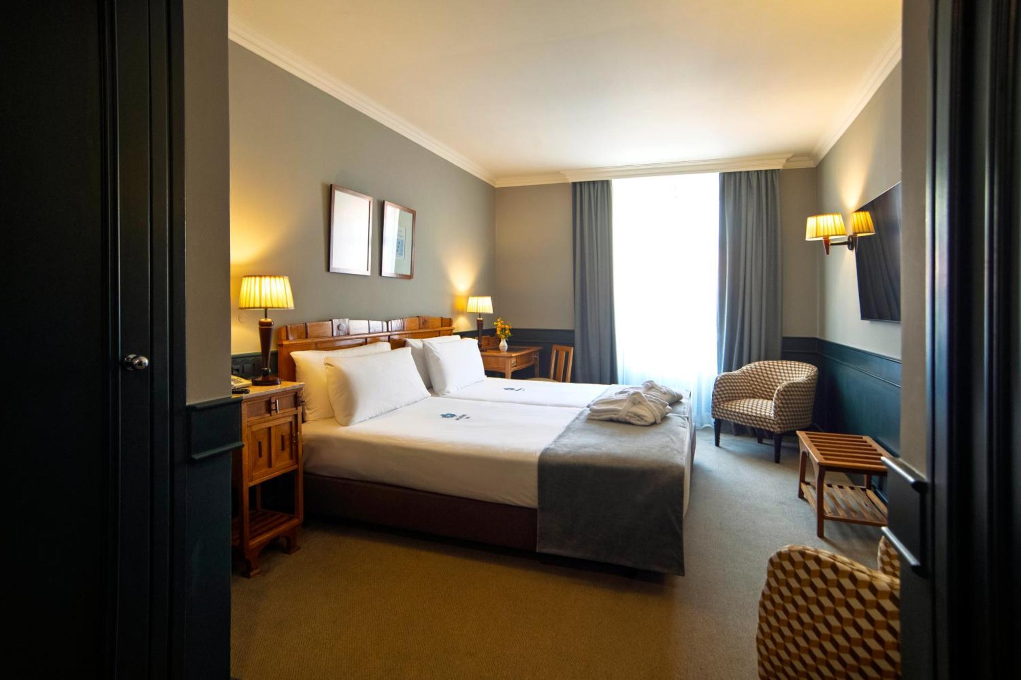 Double or Twin Room Rossio Square view